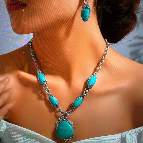 Bohemian Chic Turquoise Necklace and Earrings, Vintage Boho Set, Gift Box - Picture 1 of 4